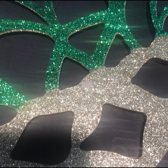 Pineapple Glam Placemats Set of 4 - Picture 3 of 3